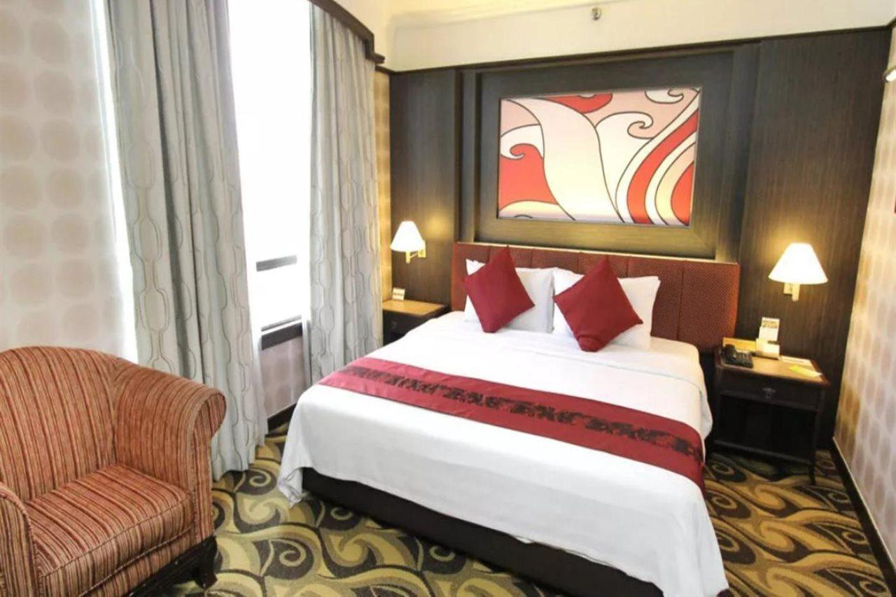Mardhiyyah Hotel And Suites Shah Alam Exterior foto Deluxe Room