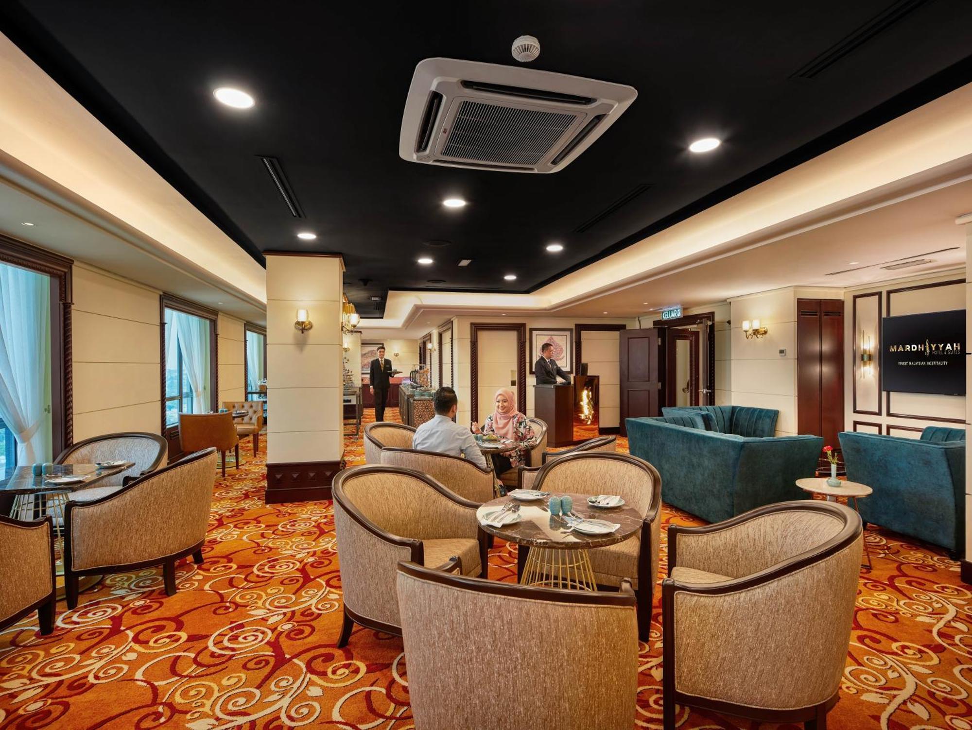 Mardhiyyah Hotel And Suites Shah Alam Exterior foto The Royal Orchid Lounge at Suvarnabhumi Airport