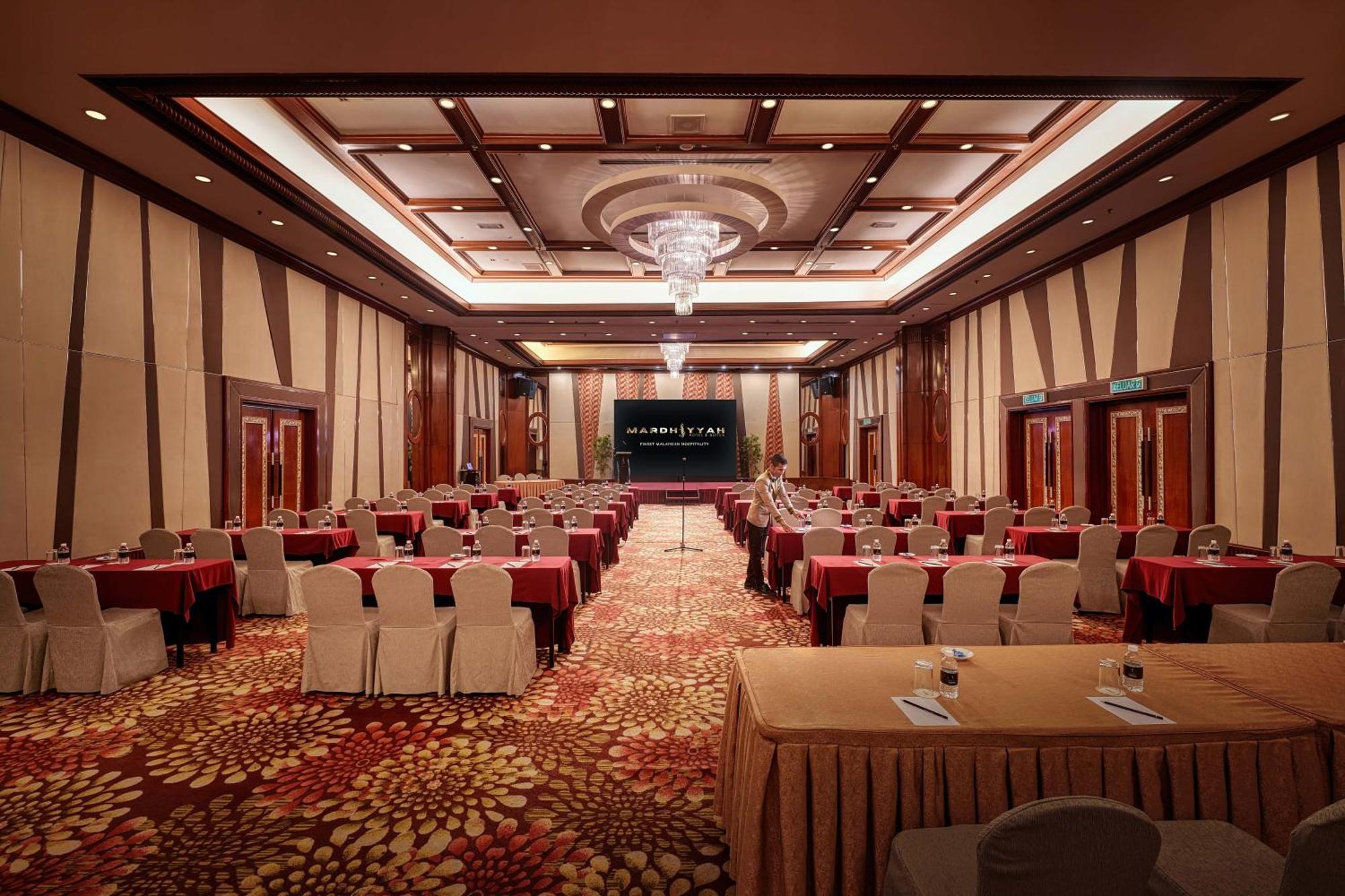Mardhiyyah Hotel And Suites Shah Alam Exterior foto The ballroom